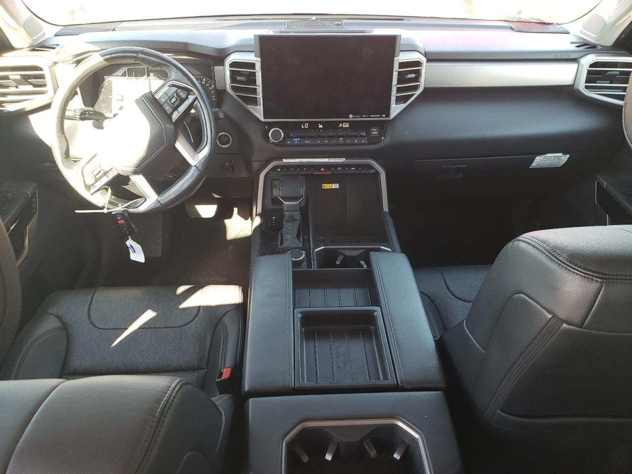 2022 Toyota Tundra Crewmax Limited VIN: 5TFJA5AB7NX001840 Lot: 87060725