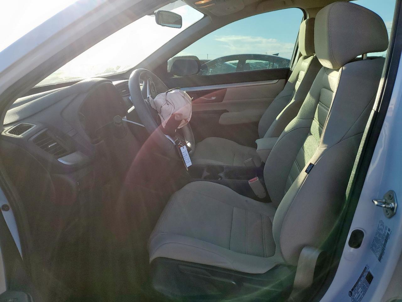 2019 Honda Cr-V Lx VIN: 2HKRW5H34KH401994 Lot: 90888885