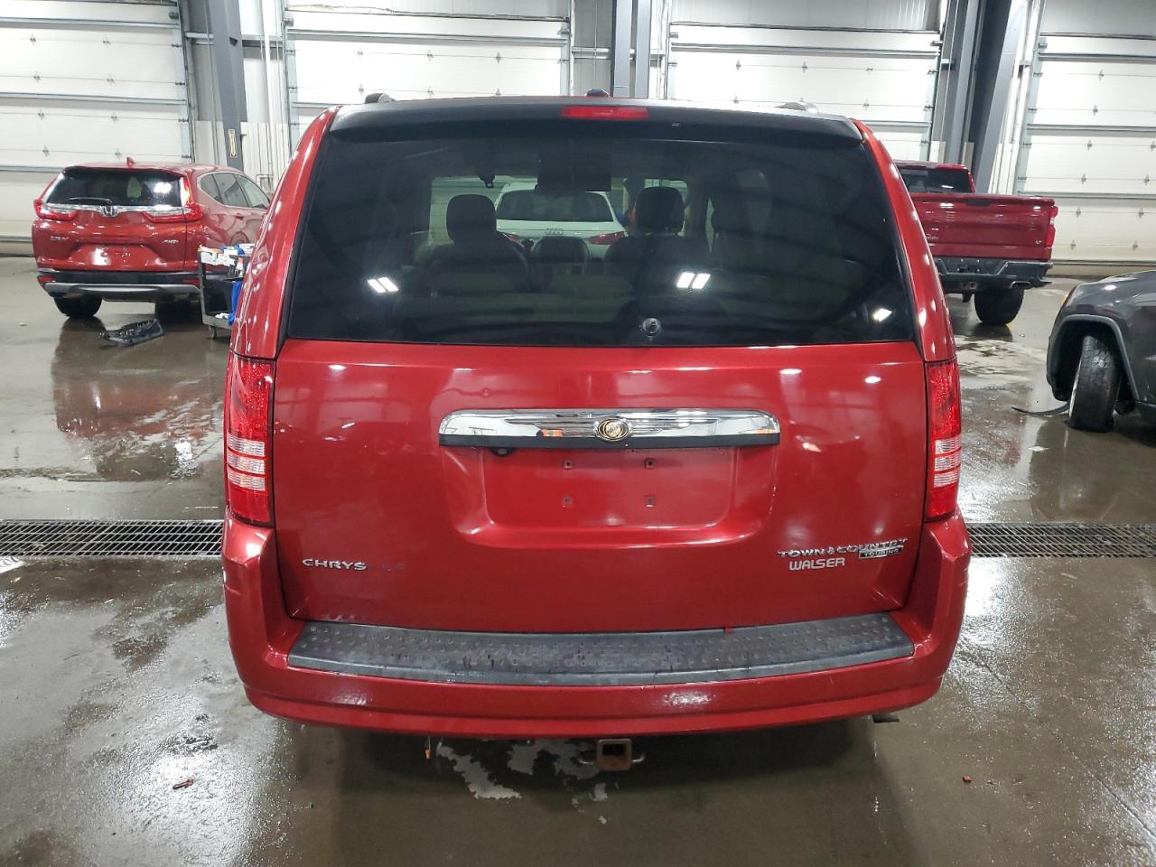 2009 Chrysler Town & Country Touring VIN: 2A8HR54119R679233 Lot: 87095675