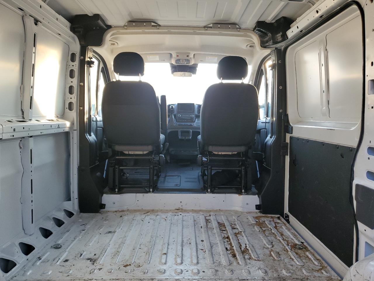 2024 Ram Promaster 1500 1500 Standard VIN: 3C6LRVNG1RE136302 Lot: 90411255