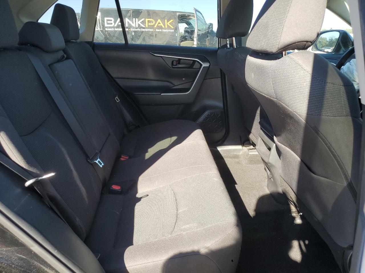 2021 Toyota Rav4 Le VIN: 2T3H1RFV0MC137434 Lot: 84897585