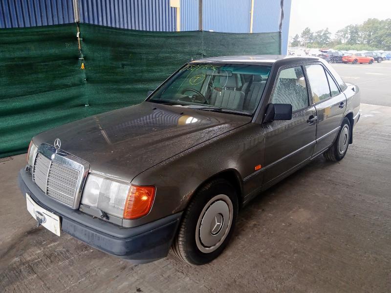 1989 MERCEDES 230 E AUTO  for sale at Copart SANDTOFT