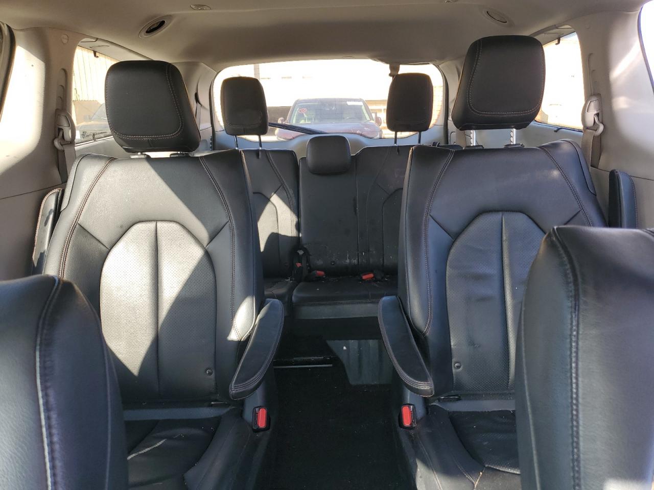 2019 Chrysler Pacifica Hybrid Touring L VIN: 2C4RC1L72KR655752 Lot: 87048815