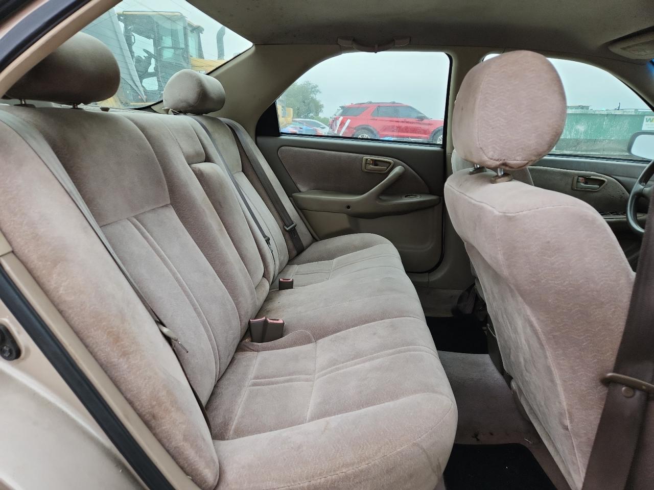 1998 Toyota Camry Ce VIN: 4T1BG22K7WU265705 Lot: 85826705