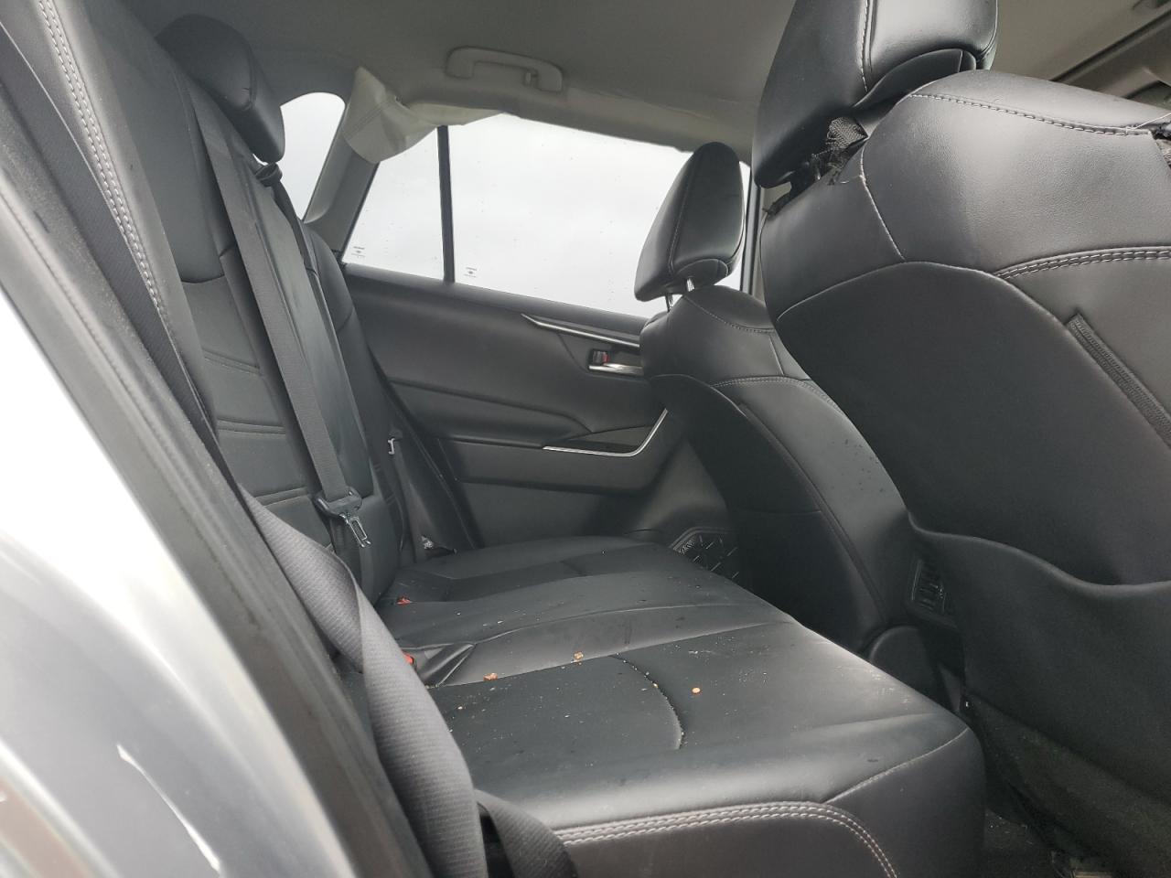 2021 Toyota Rav4 Xle Premium VIN: 2T3A1RFV4MC209334 Lot: 82337995