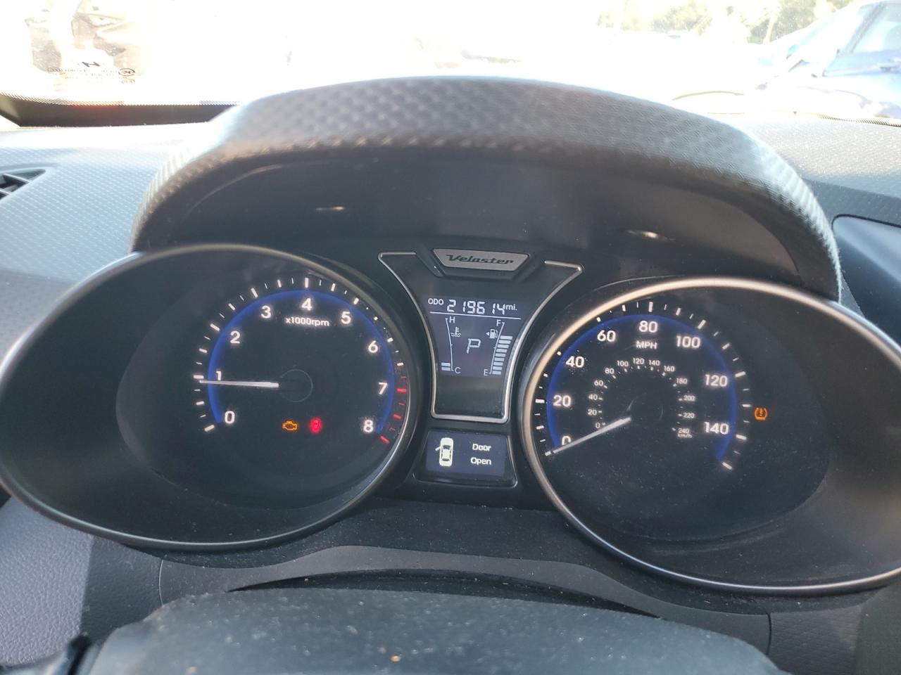 2014 Hyundai Veloster Turbo VIN: KMHTC6AE1EU203752 Lot: 90117105