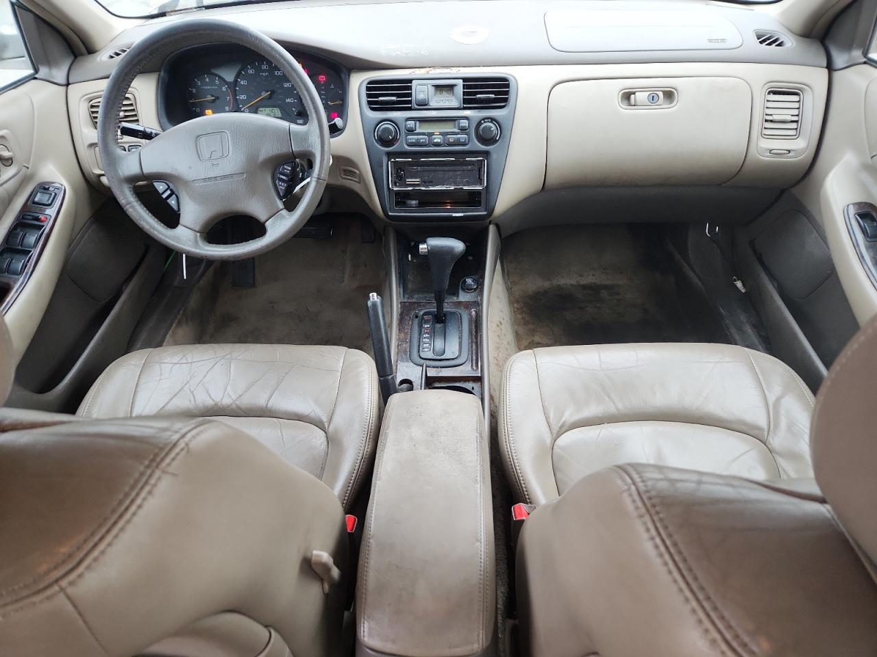 2000 Honda Accord Ex VIN: 1HGCG1656YA038034 Lot: 87463025