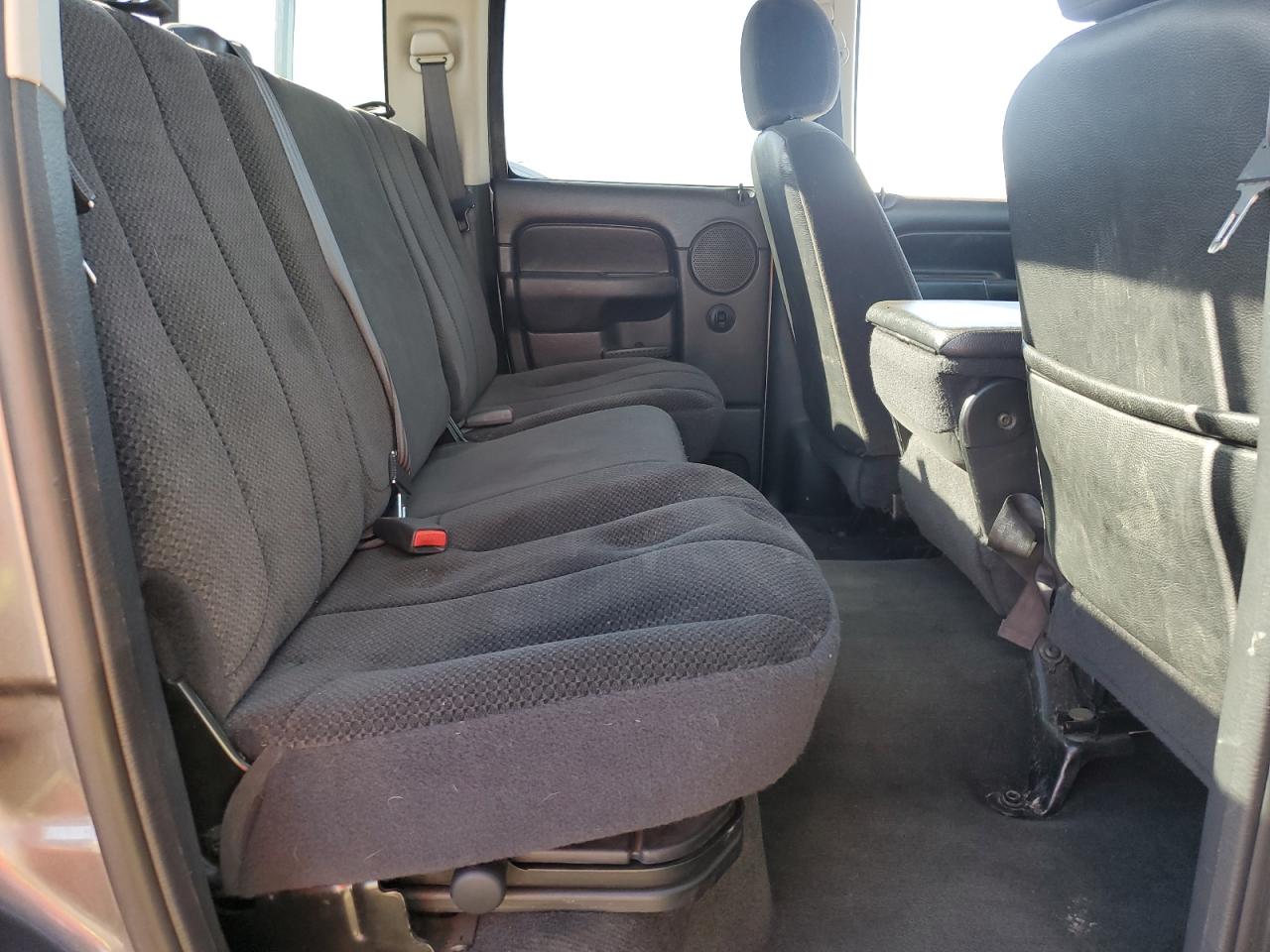 2002 Dodge Ram 1500 VIN: 1D7HU18Z82J257796 Lot: 84831375