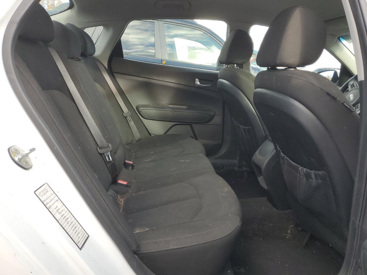 2017 Kia Optima Lx VIN: 5XXGT4L38HG172919 Lot: 86884875