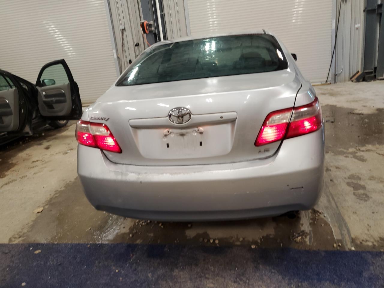 2007 Toyota Camry Ce VIN: 4T1BE46K27U575550 Lot: 85123195