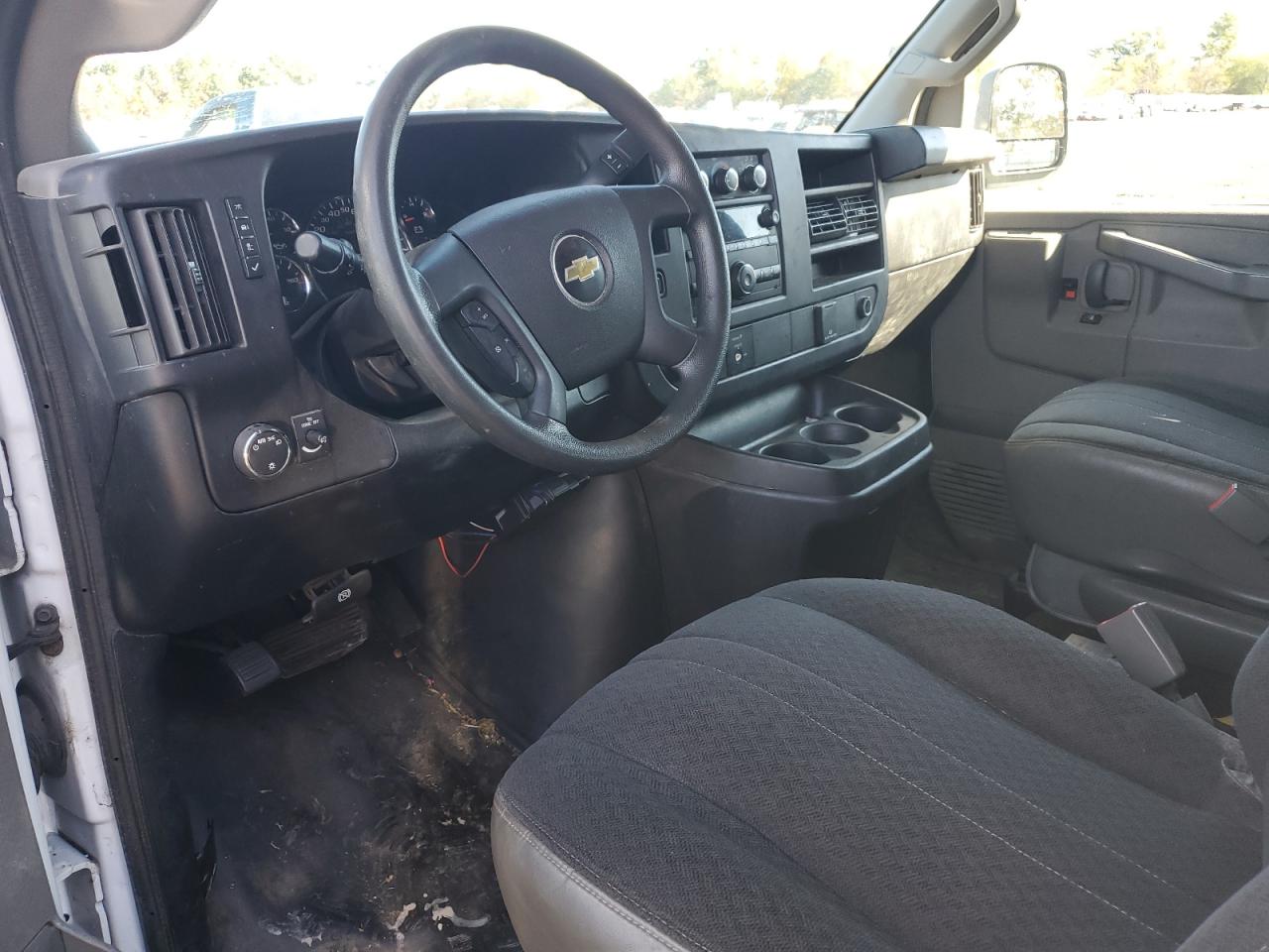 2018 Chevrolet Express G2500 VIN: 1GCWGAFG6J1908660 Lot: 85505715