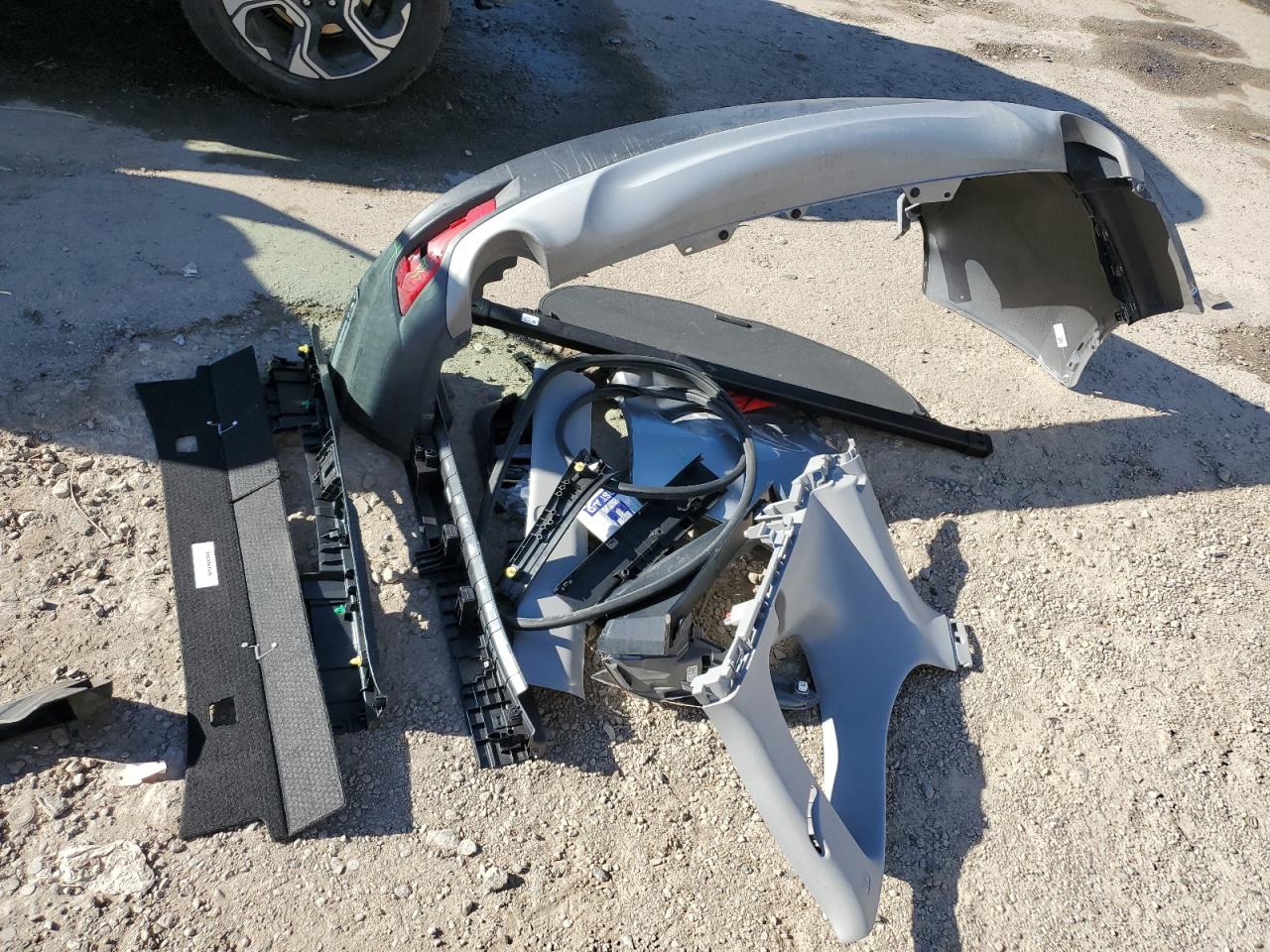 2018 Honda Cr-V Touring VIN: 7FARW1H98JE042860 Lot: 87402285