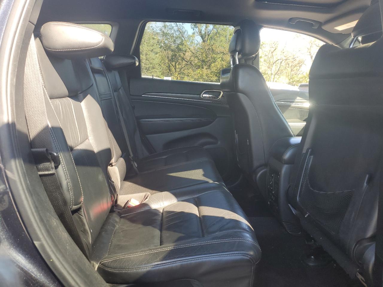 2015 Jeep Grand Cherokee Limited VIN: 1C4RJFBG4FC807243 Lot: 85117525