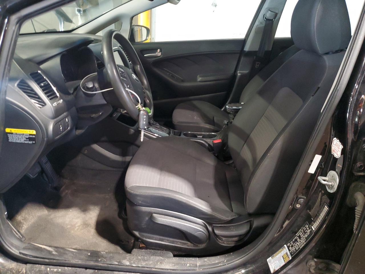 2018 Kia Forte Lx VIN: 3KPFL4A72JE258615 Lot: 81975325