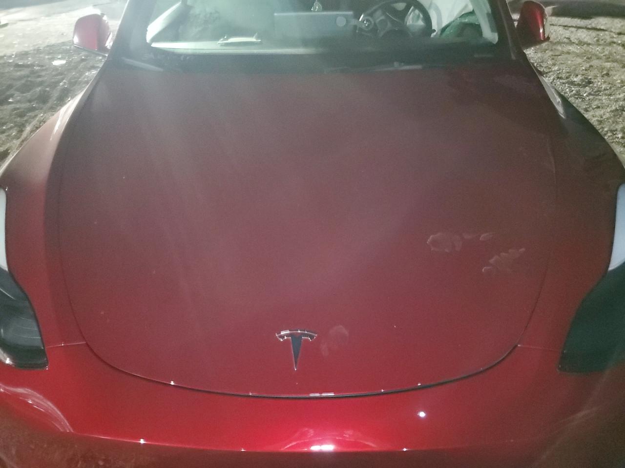 2024 Tesla Model Y VIN: 7SAYGDEE0RA258821 Lot: 85005895