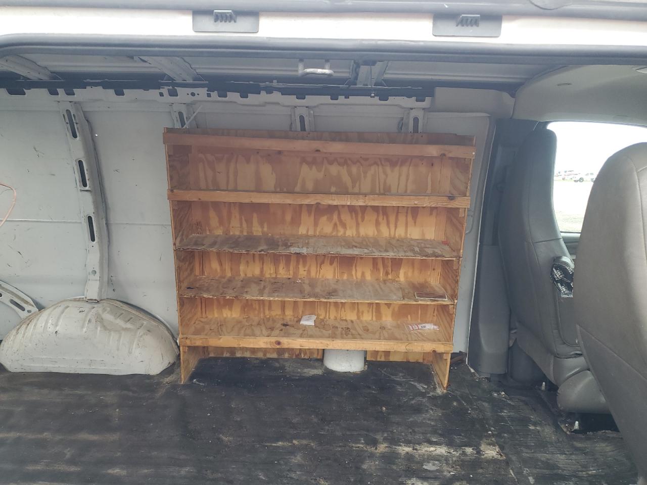 2017 Chevrolet Express G2500 VIN: 1GCWGAFFXH1175868 Lot: 90287465