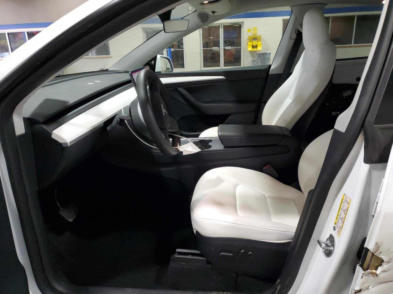 2023 Tesla Model Y VIN: 7SAYGDEE1PF883017 Lot: 90271945