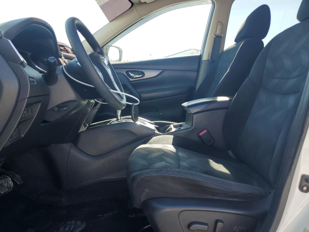 2014 Nissan Rogue S VIN: 5N1AT2MT9EC760540 Lot: 85882825