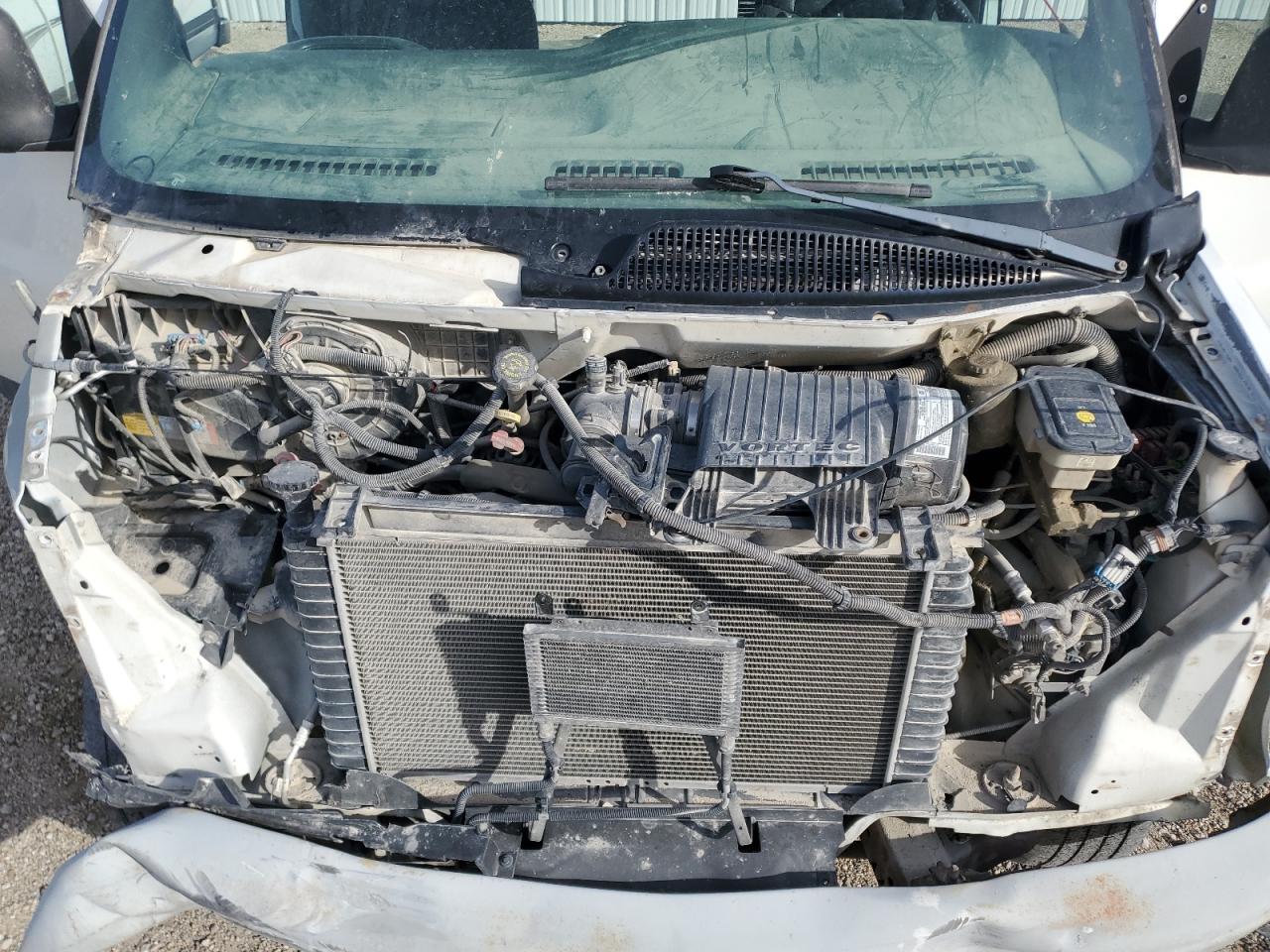 2002 GMC Savana Delivery Van VIN: 1GJHG39R921240770 Lot: 82652715