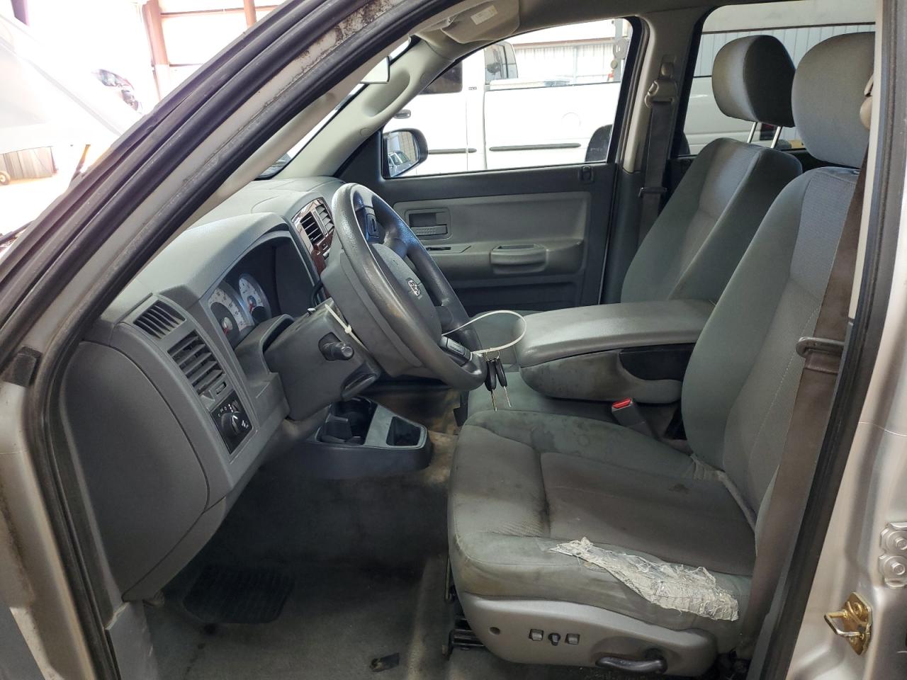 2005 Dodge Dakota Quad Slt VIN: 1D7HW48N85S306003 Lot: 86598565