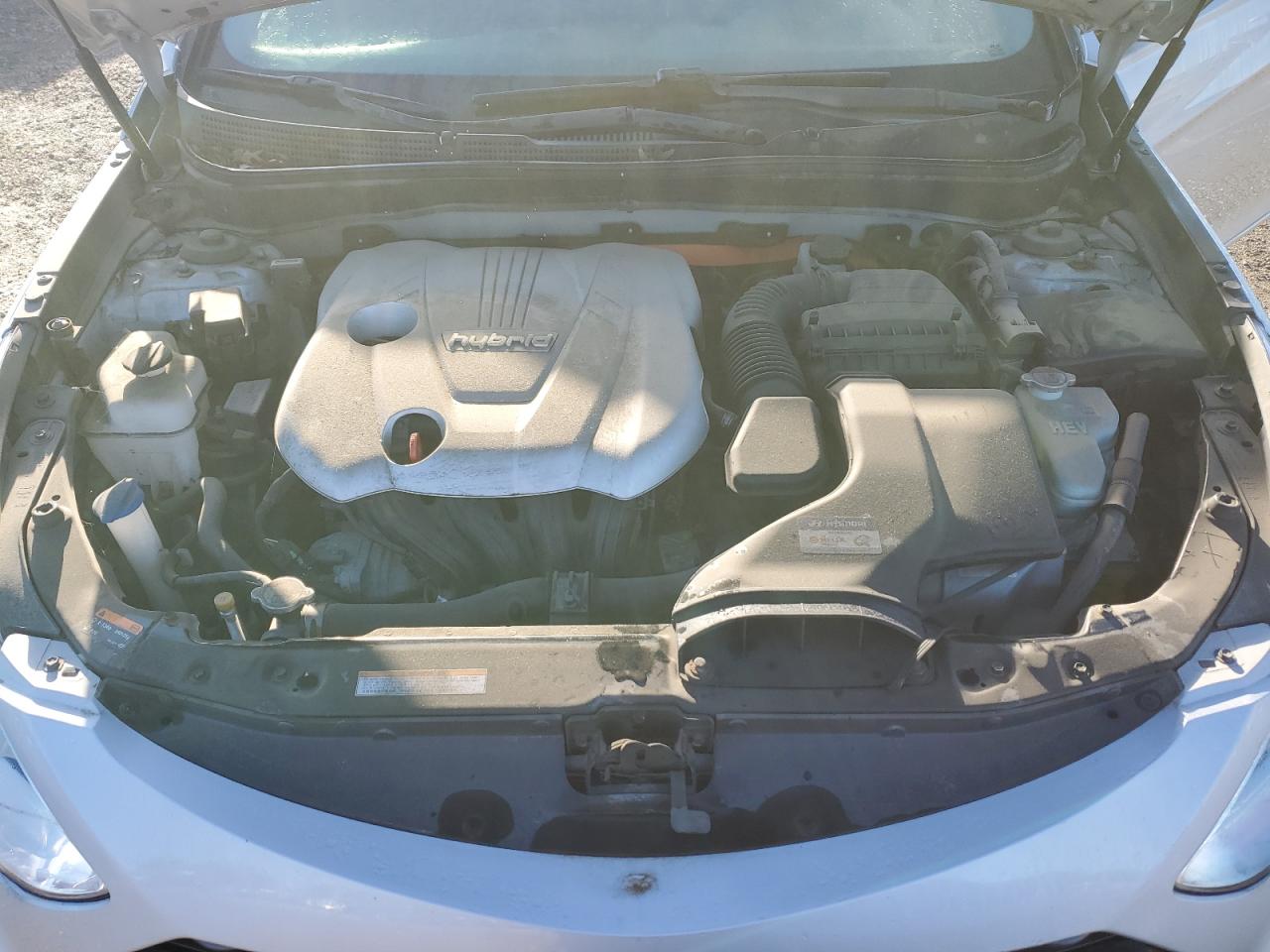 2015 Hyundai Sonata Hybrid VIN: KMHEC4A44FA127869 Lot: 84992785