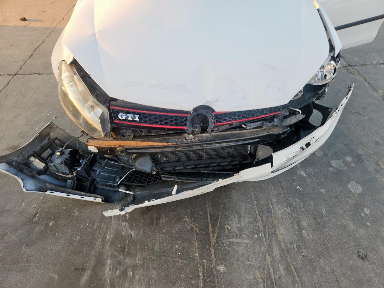 2010 Volkswagen Gti VIN: WVWHV7AJ8AW257541 Lot: 85278695