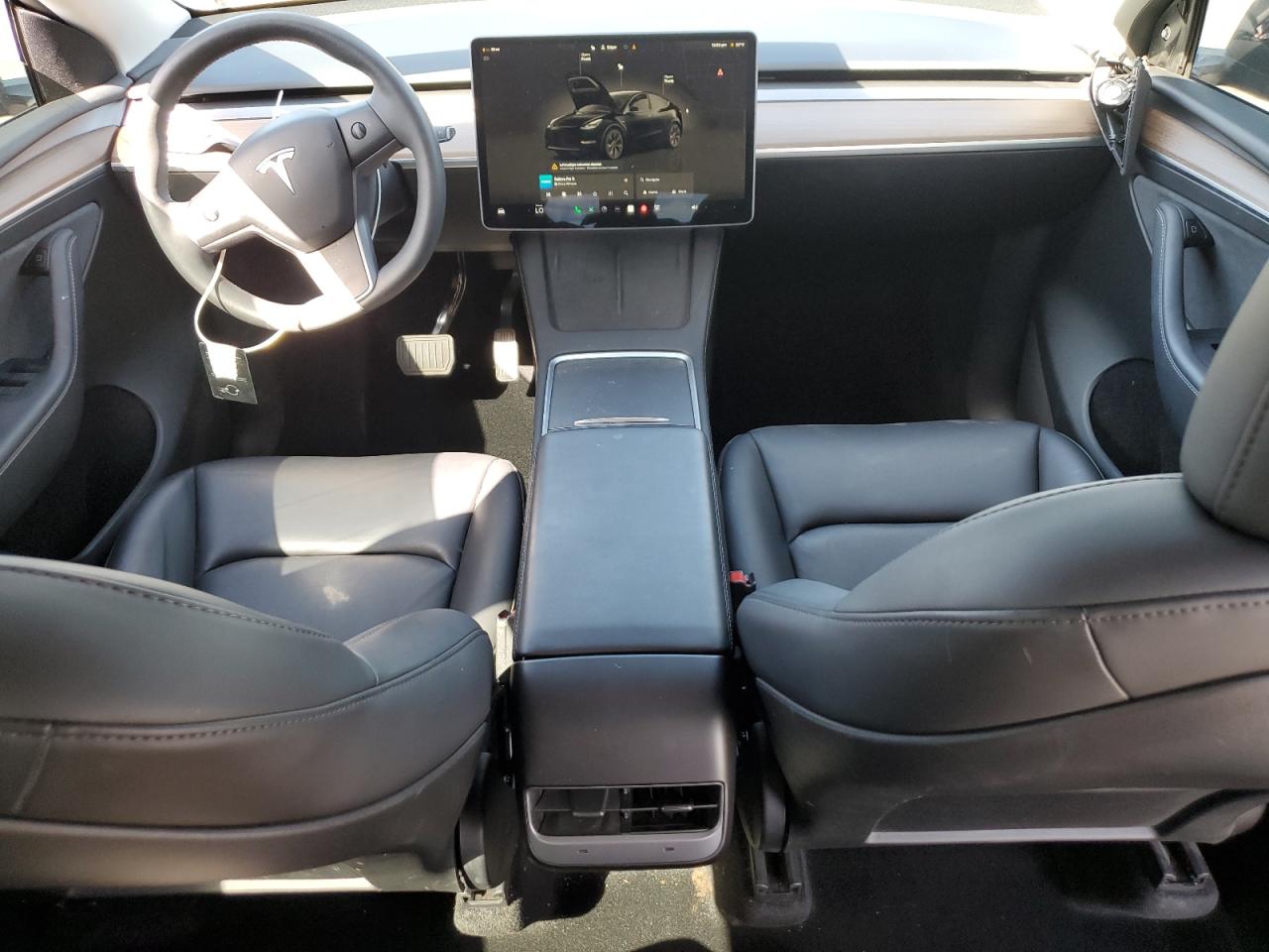 2024 Tesla Model Y VIN: 7SAYGDED3RF182893 Lot: 87241245