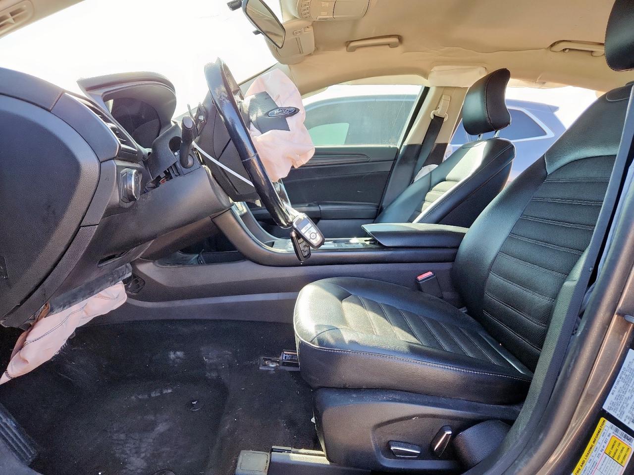 2018 Ford Fusion Se VIN: 3FA6P0HD5JR127301 Lot: 90127205