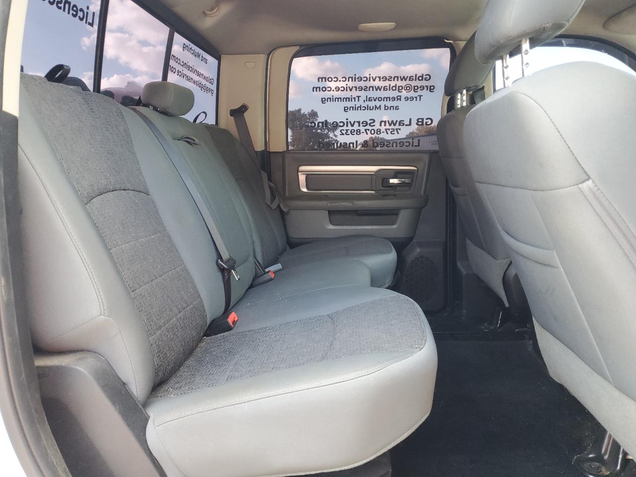 2016 Ram 1500 Slt VIN: 3C6RR7LT3GG225702 Lot: 84878595