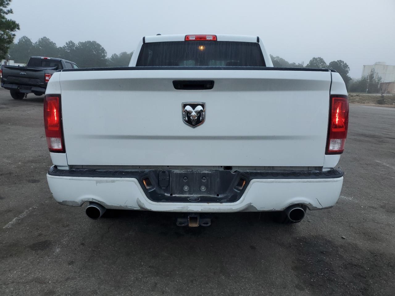 2018 Ram 1500 St VIN: 1C6RR7KT1JS116303 Lot: 85689395