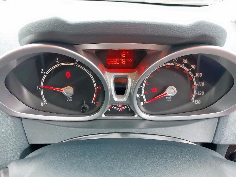 2011 FORD FIESTA TITANIUM 