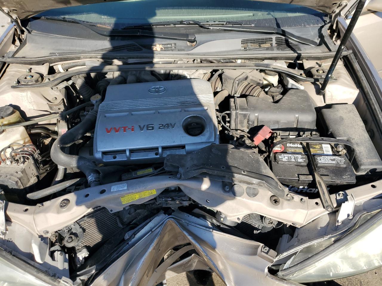 2004 Toyota Camry Le VIN: 4T1BF30K84U573104 Lot: 89807405