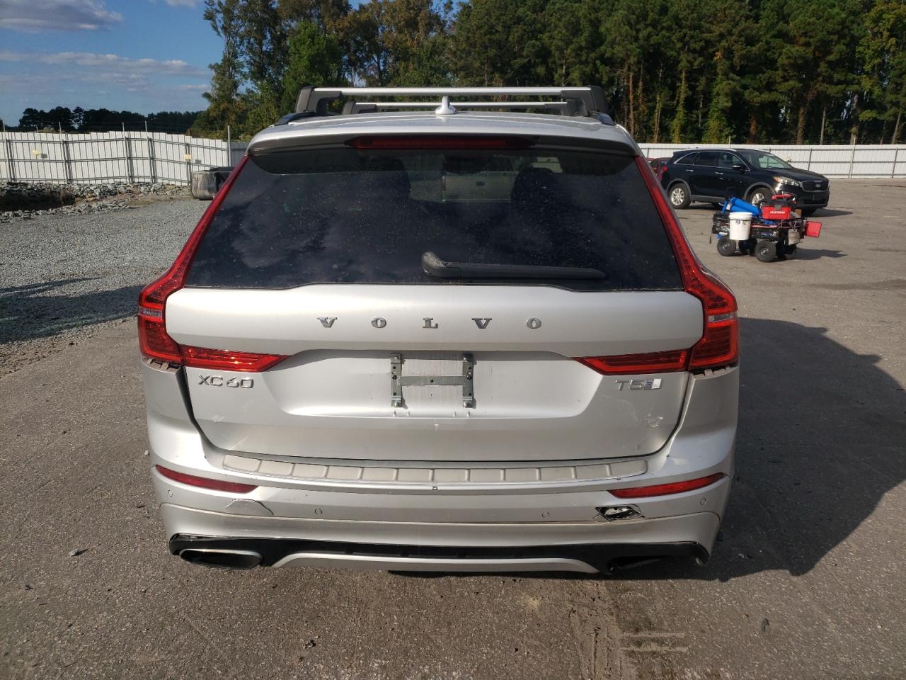 2020 Volvo Xc60 T5 R-Design VIN: YV4102DM8L1489191 Lot: 82376275