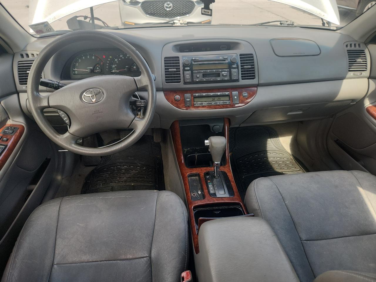 2004 Toyota Camry Le VIN: 4T1BE32KX4U886073 Lot: 85650965