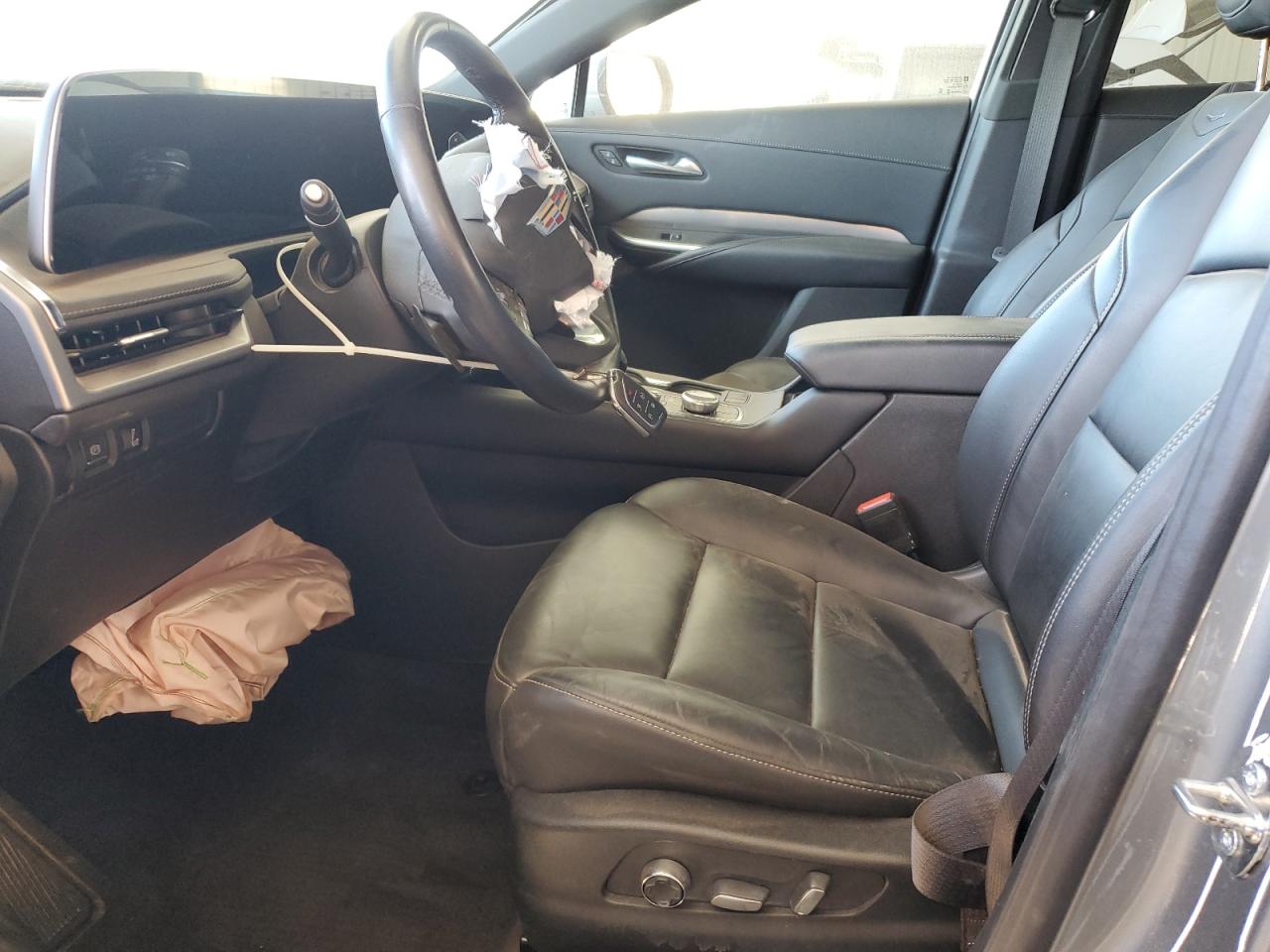 2024 Cadillac Xt4 Premium Luxury VIN: 1GYFZDR42RF144411 Lot: 86892135