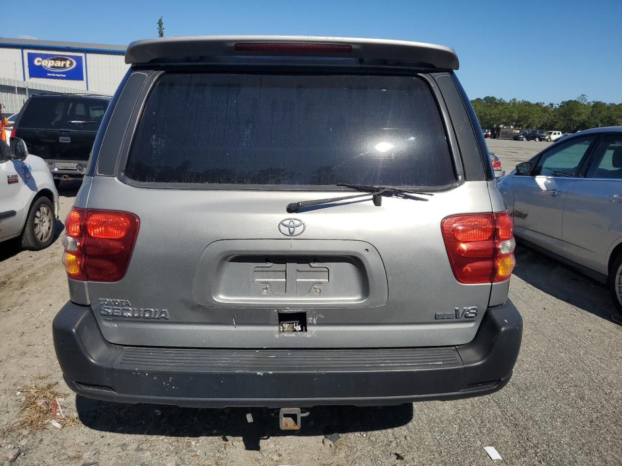 2002 Toyota Sequoia Limited VIN: 5TDZT38A32S136524 Lot: 87205915