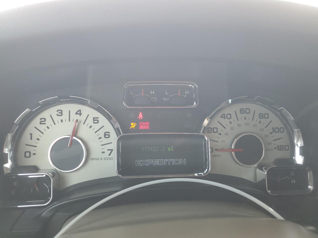 2011 Ford Expedition Xlt VIN: 1FMJU1J56BEF45209 Lot: 85190905