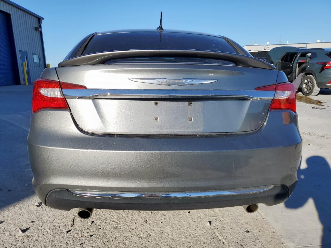 2011 Chrysler 200 Limited VIN: 1C3BC2FG3BN603423 Lot: 90681575