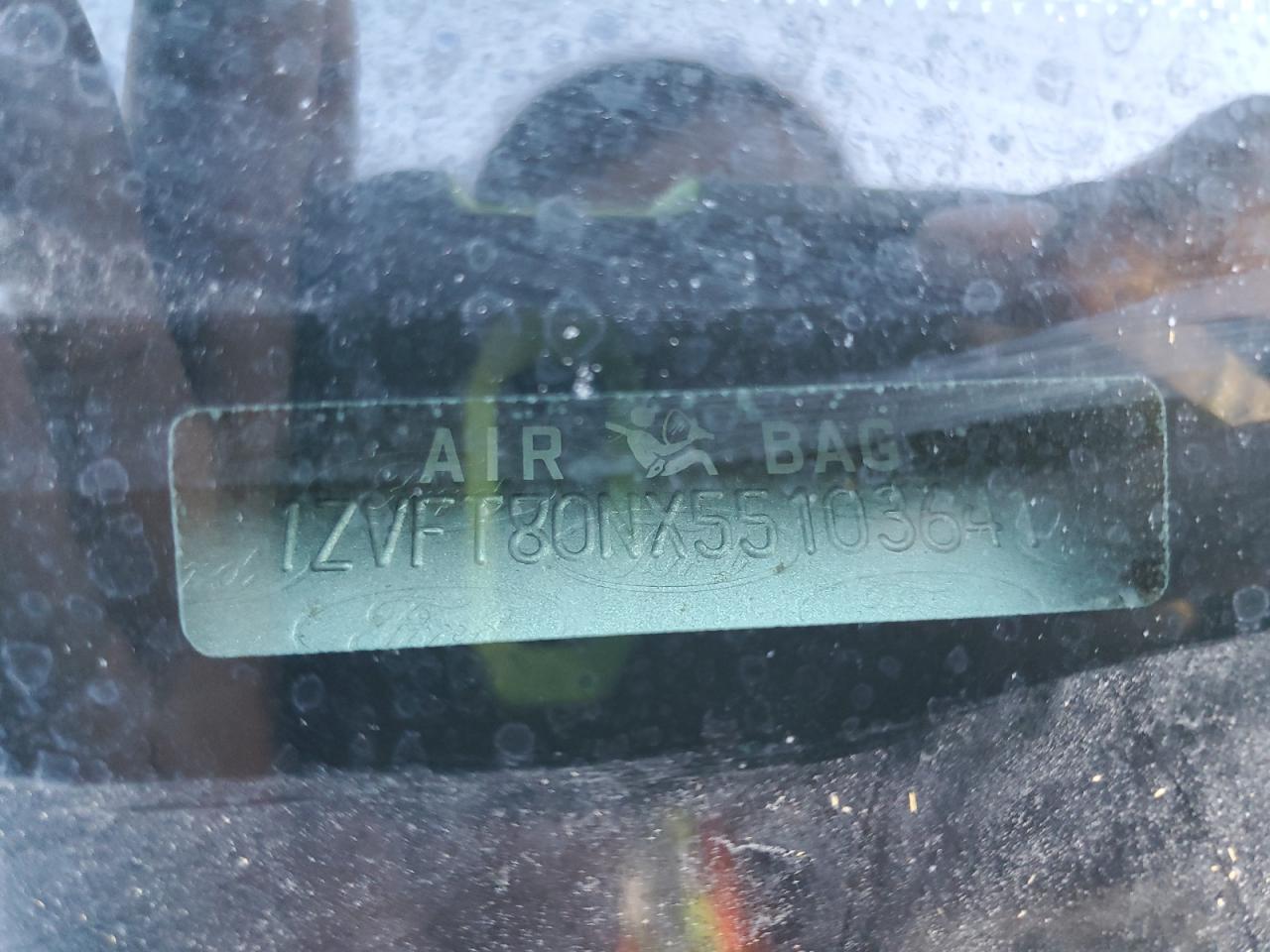 2005 Ford Mustang VIN: 1ZVFT80NX55103641 Lot: 82490805