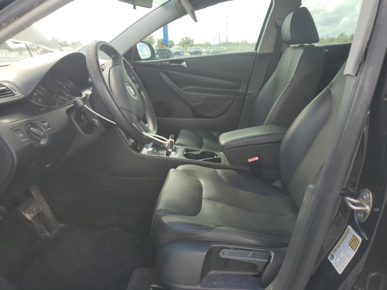 2007 Volkswagen Passat VIN: WVWJK73C17P098311 Lot: 85863045