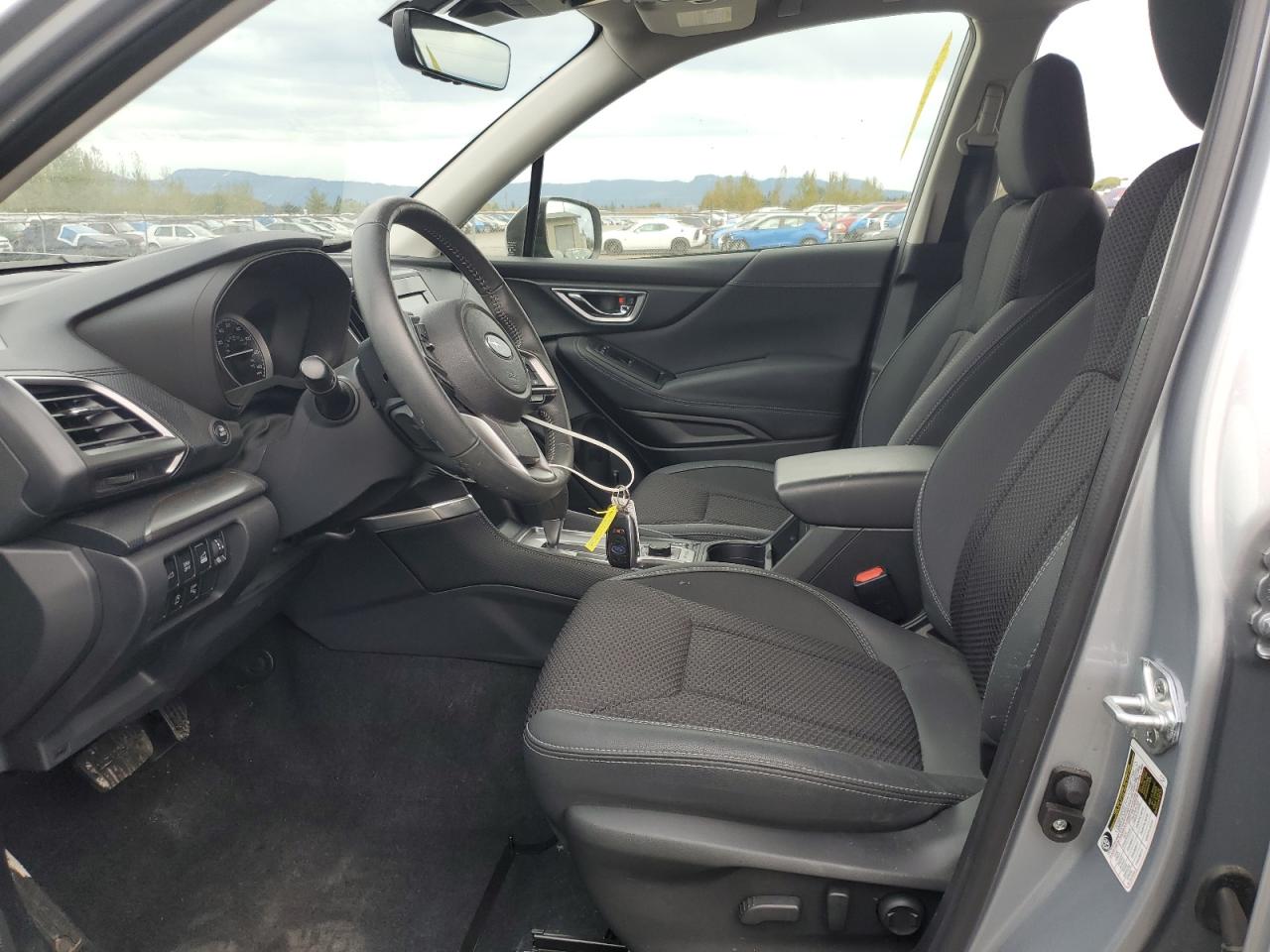 2024 Subaru Forester Premium VIN: JF2SKADC0RH511687 Lot: 85001015