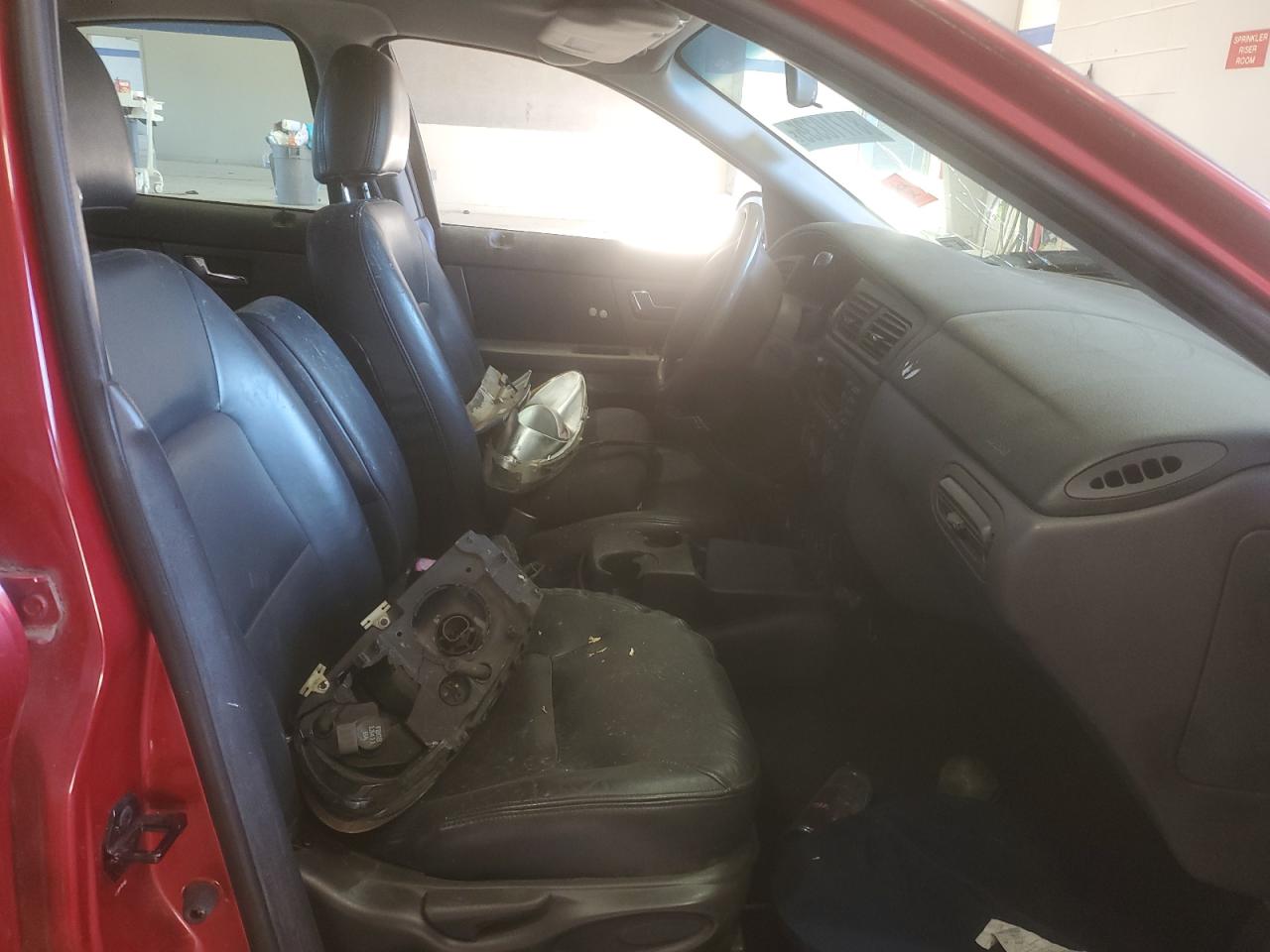 2001 Ford Taurus VIN: 1FAFP55U41A189641 Lot: 81710335