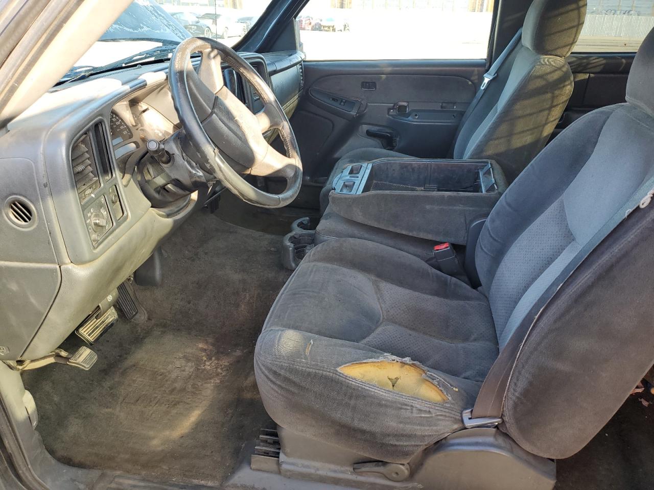 2003 Chevrolet Silverado C1500 VIN: 2GCEC19V231147012 Lot: 81917805