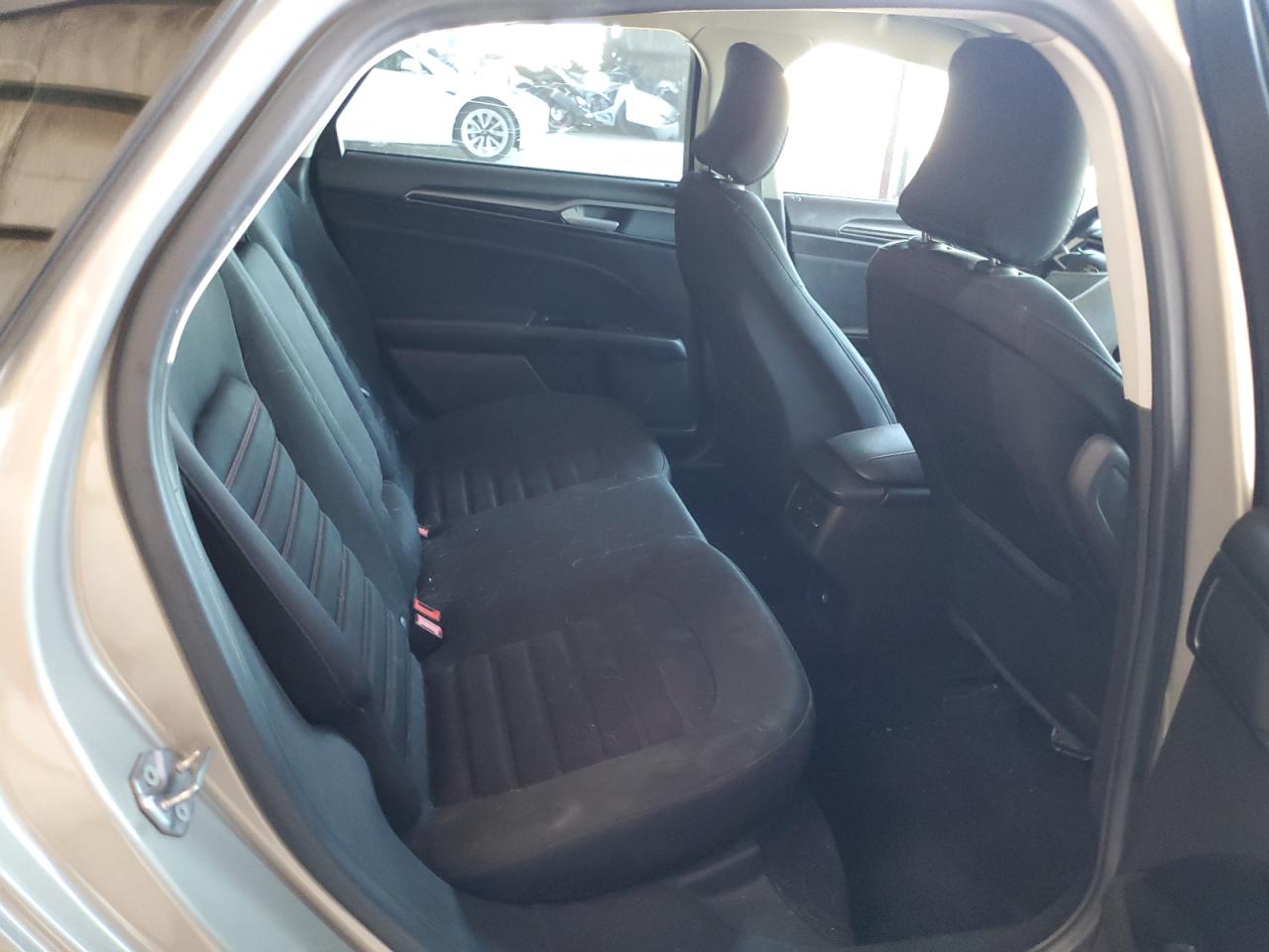 2015 Ford Fusion Se VIN: 3FA6P0HD8FR235001 Lot: 85888745