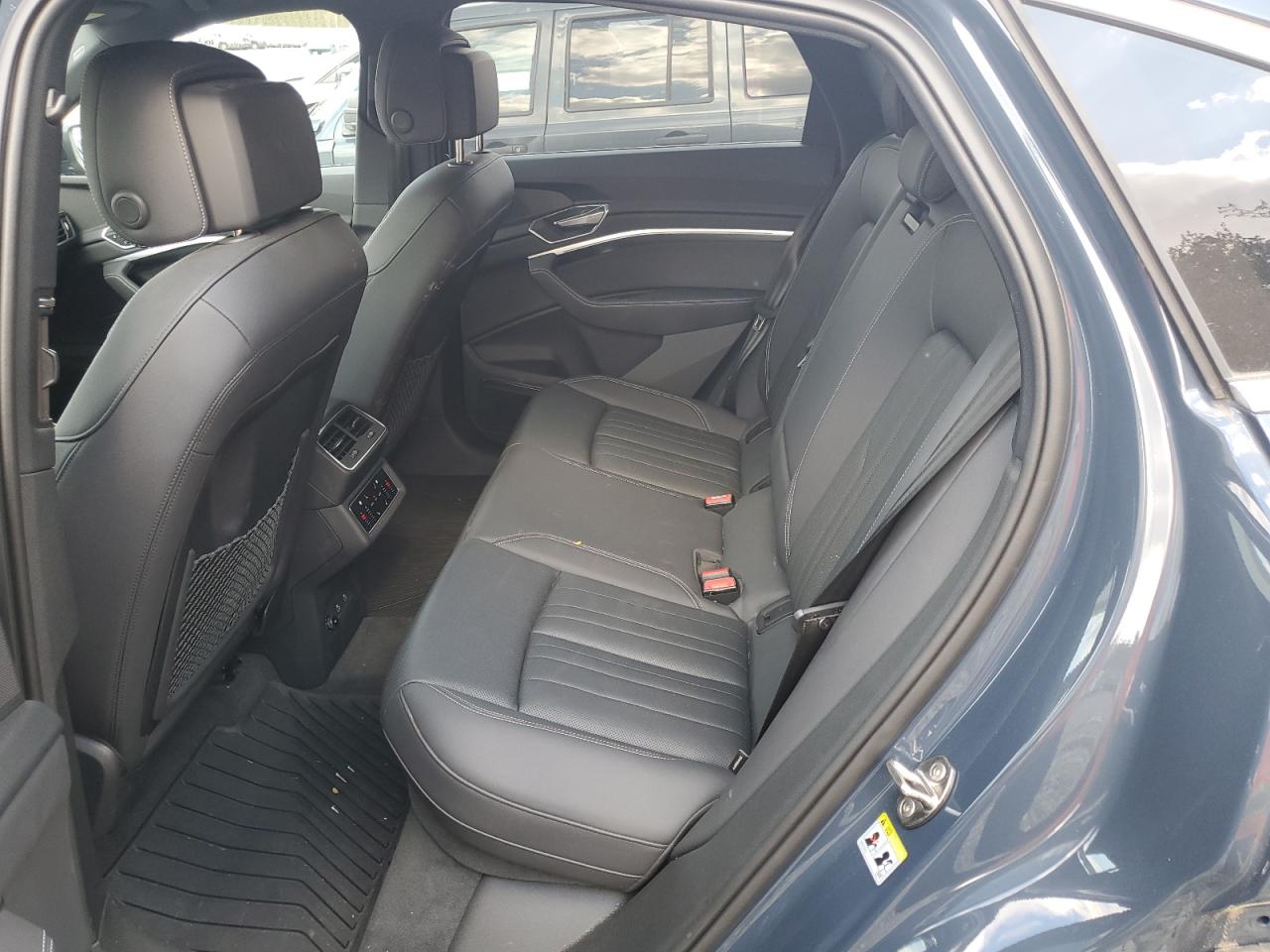 2024 Audi Q8 E-Tron Sportback Premium Plus VIN: WA1CABGE4RB055585 Lot: 82671455