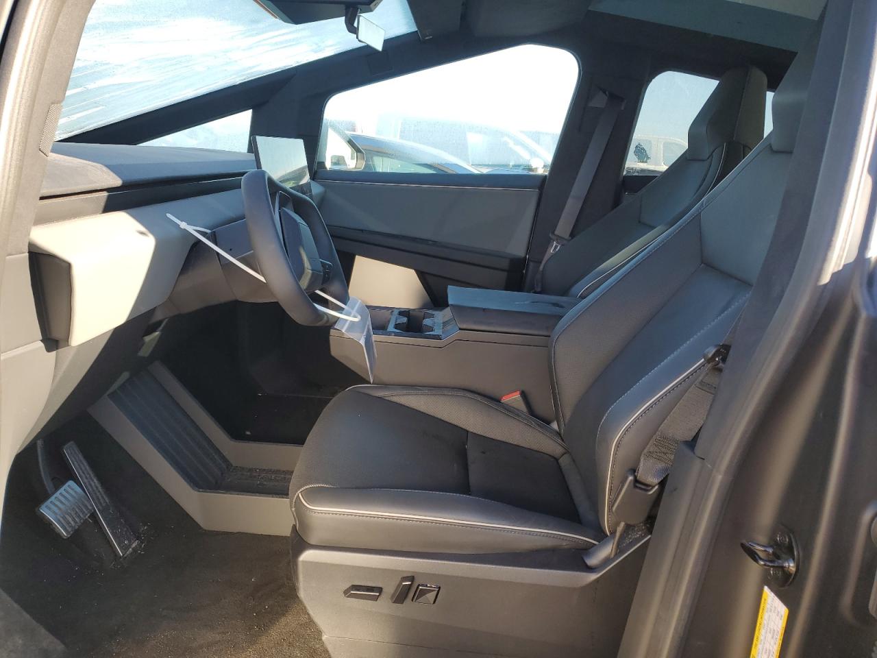 2025 Tesla Cybertruck VIN: 7G2CEHED7SA071428 Lot: 86449095