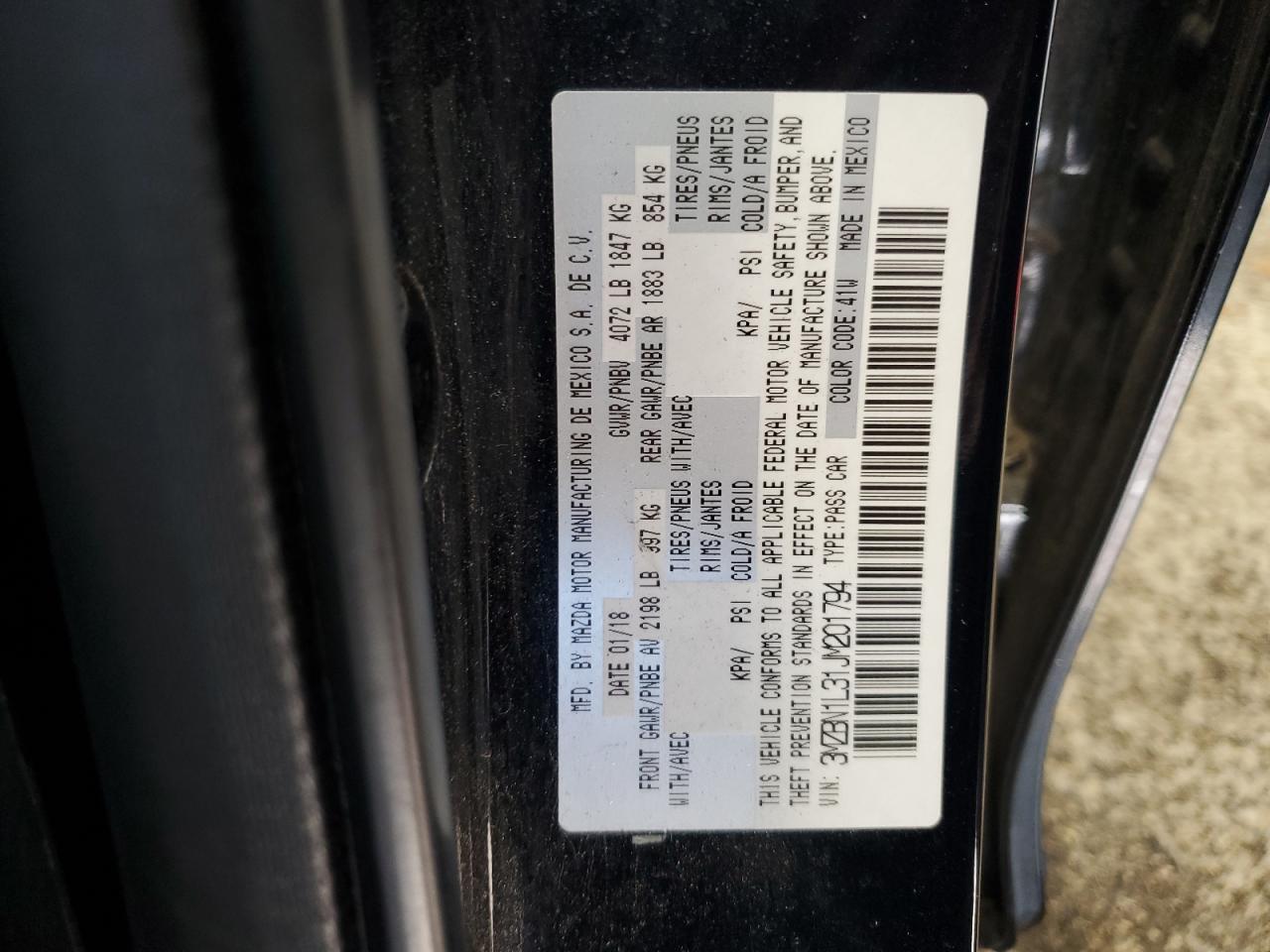 2018 Mazda 3 Touring VIN: 3MZBN1L31JM201794 Lot: 90269045