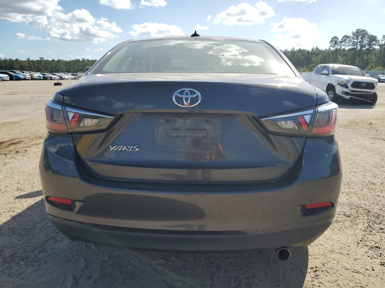 2019 Toyota Yaris L VIN: 3MYDLBYV3KY510244 Lot: 82221855