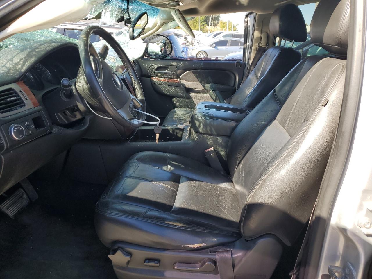 2013 Chevrolet Tahoe C1500 Lt VIN: 1GNSCBE01DR340643 Lot: 82448925