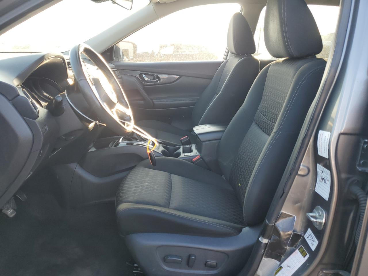 2019 Nissan Rogue S VIN: KNMAT2MT0KP526666 Lot: 84558555